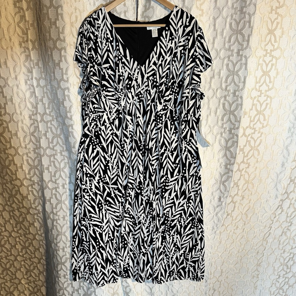 London Style Woman Maxi Dress Sleeveless black white geo print long Size 20